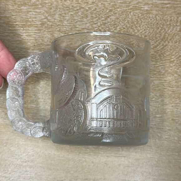 Batman Forever McDonald’s glasses - Picture 8 of 16